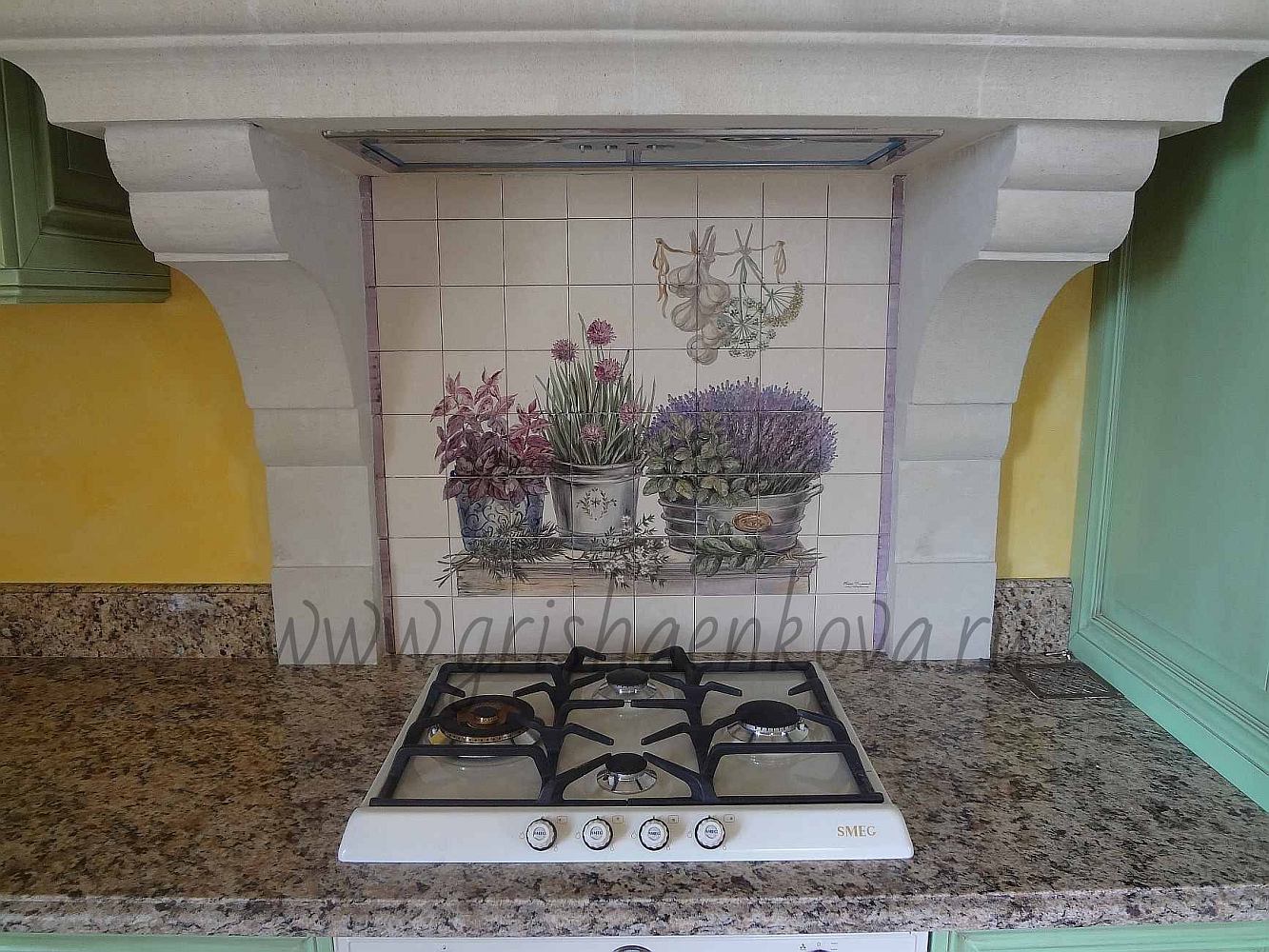 дизайн интерьера кухни в загородном доме